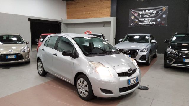 Toyota Yaris 1.0 5 porte Sol