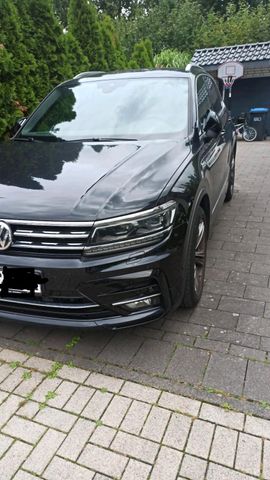 Volkswagen VW Tiguan R-Line DSG Stand Heizung 2.0 Tdi...