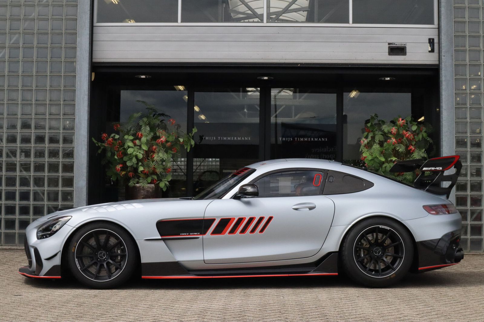 Mercedes-Benz AMG GT TRACK SERIES | 1 of 55 imagem 3