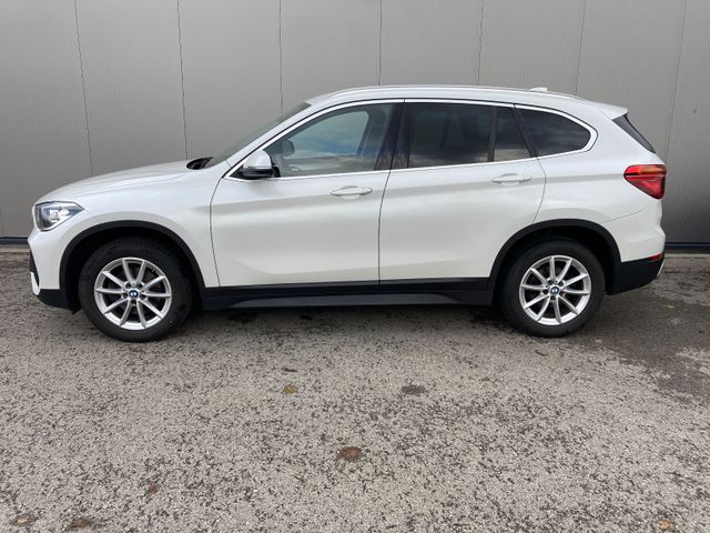 BMW X1*18dA*NAVI*PDC*DAB*Sitzh*Business