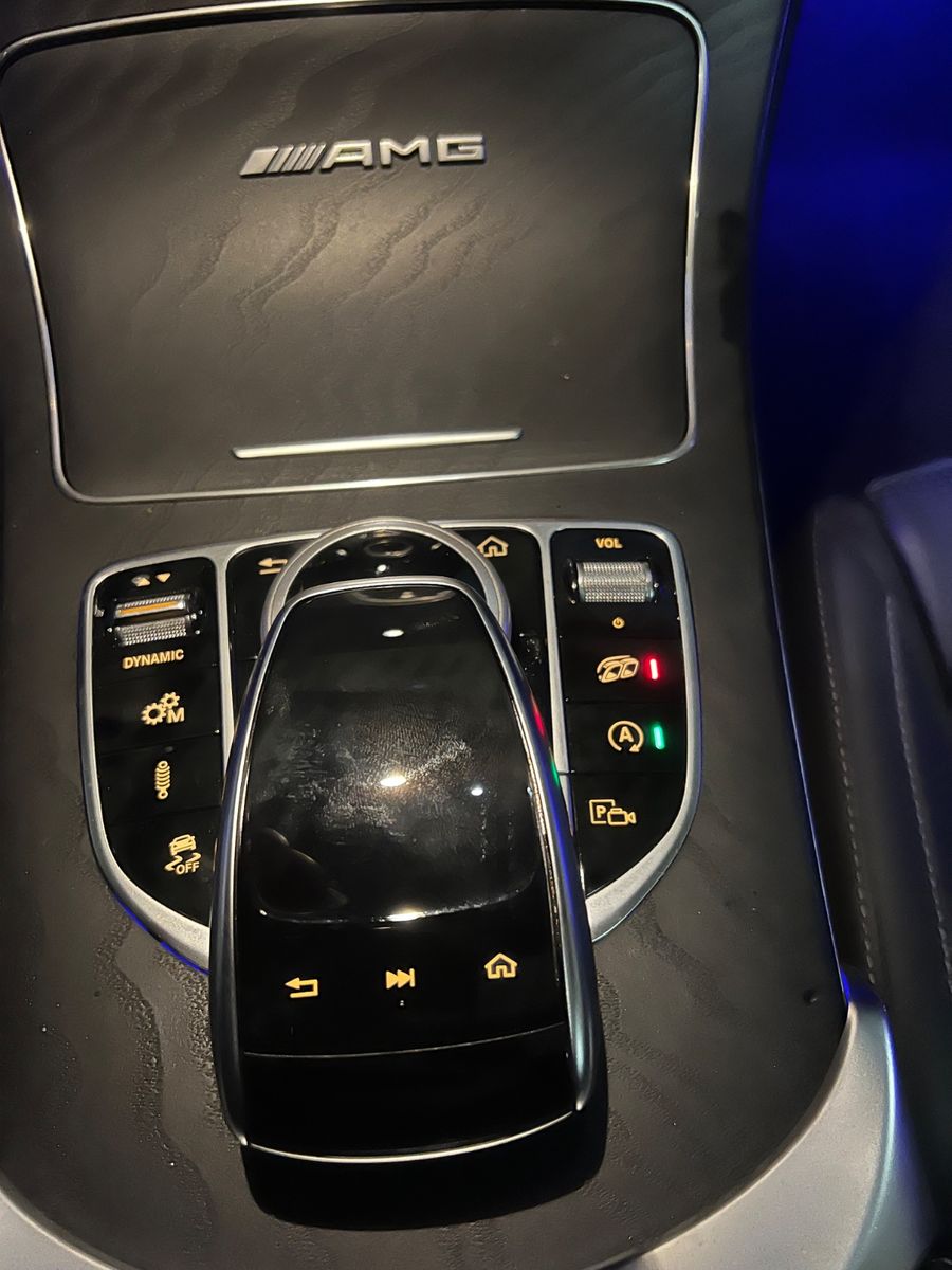 Fahrzeugabbildung Mercedes-Benz C 63 S AMG Coupe PERFORMANCE*DESIGNO-MAGNO*AERO*