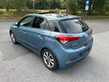 Hyundai i20 blue Active Passion Panorama - Hyundai: Unfallwagen