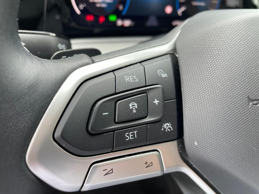 Volkswagen Golf VIII Variant 1.5 eTSI DSG Life AHK*LED*NAV*, миниатюра 15