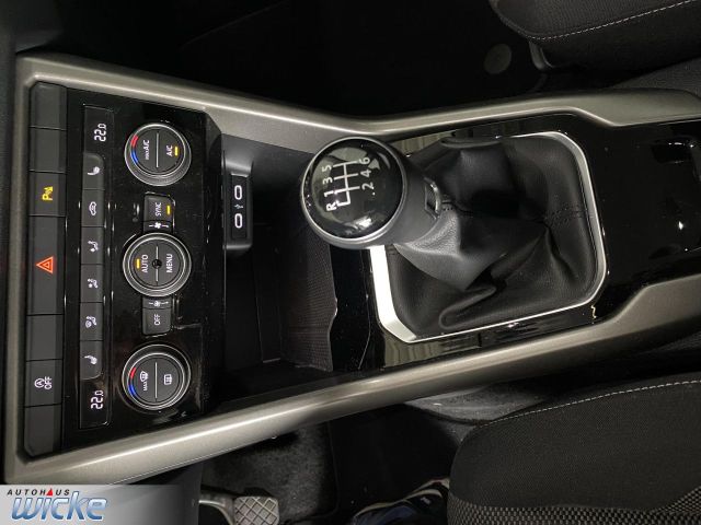 T-Roc 1.0 TSI Style NAVI KLIMA LANE ASSIST PDC