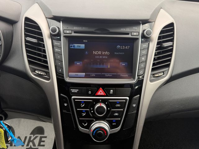 Hyundai i30 cw blue Trend