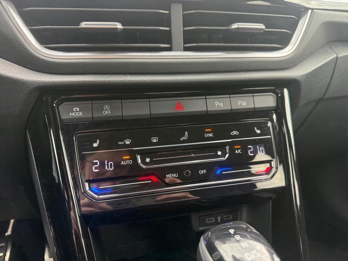 Volkswagen T-Roc R-Line 2.0 TDI AHK-abnehmbar Navi