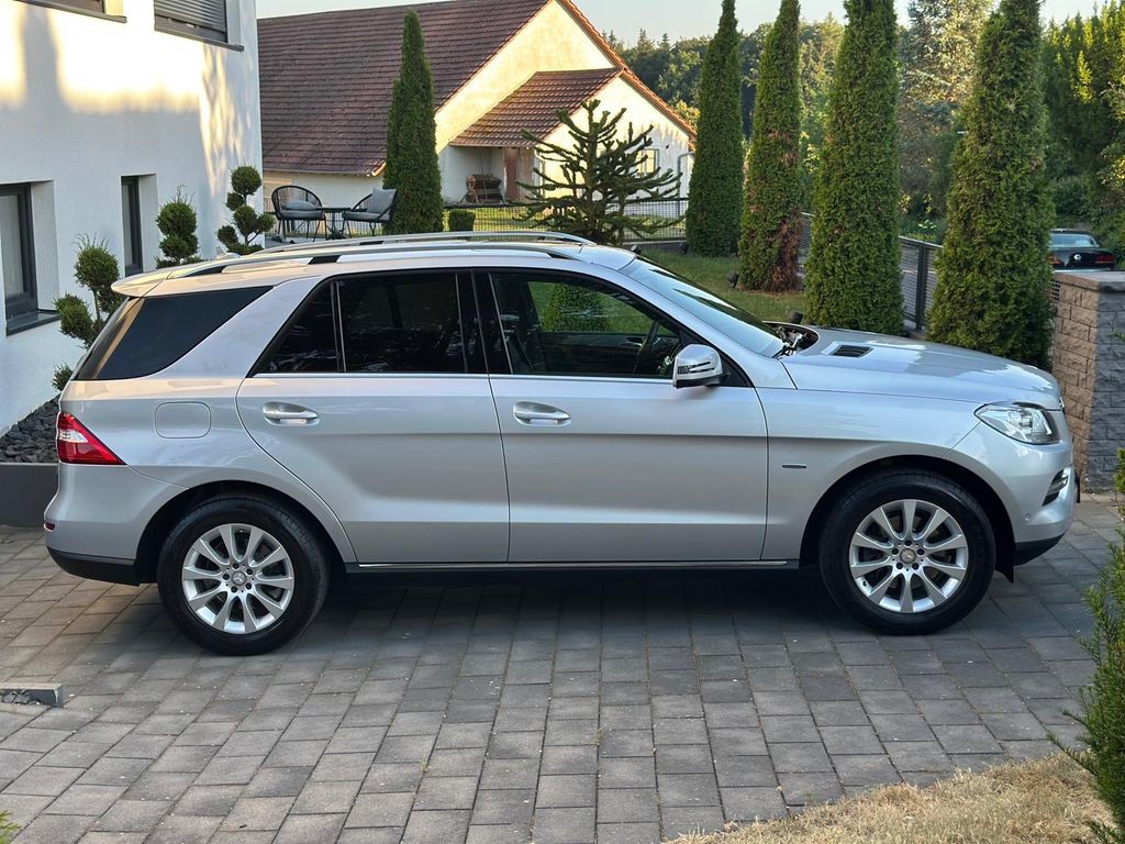 Mercedes-Benz ML 350