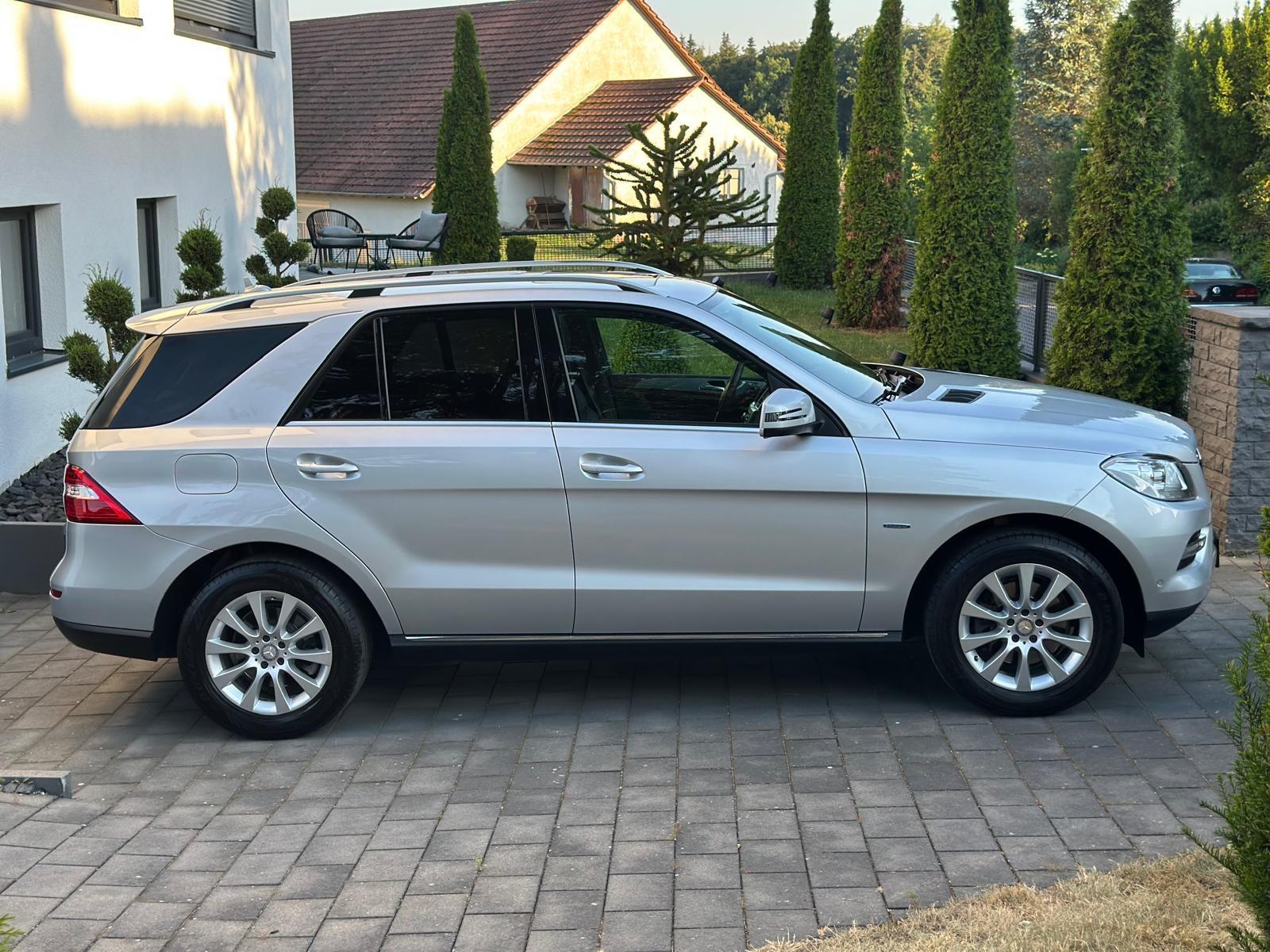 Mercedes-Benz ML 350 CDI BlueTec *54TKM*AHK*