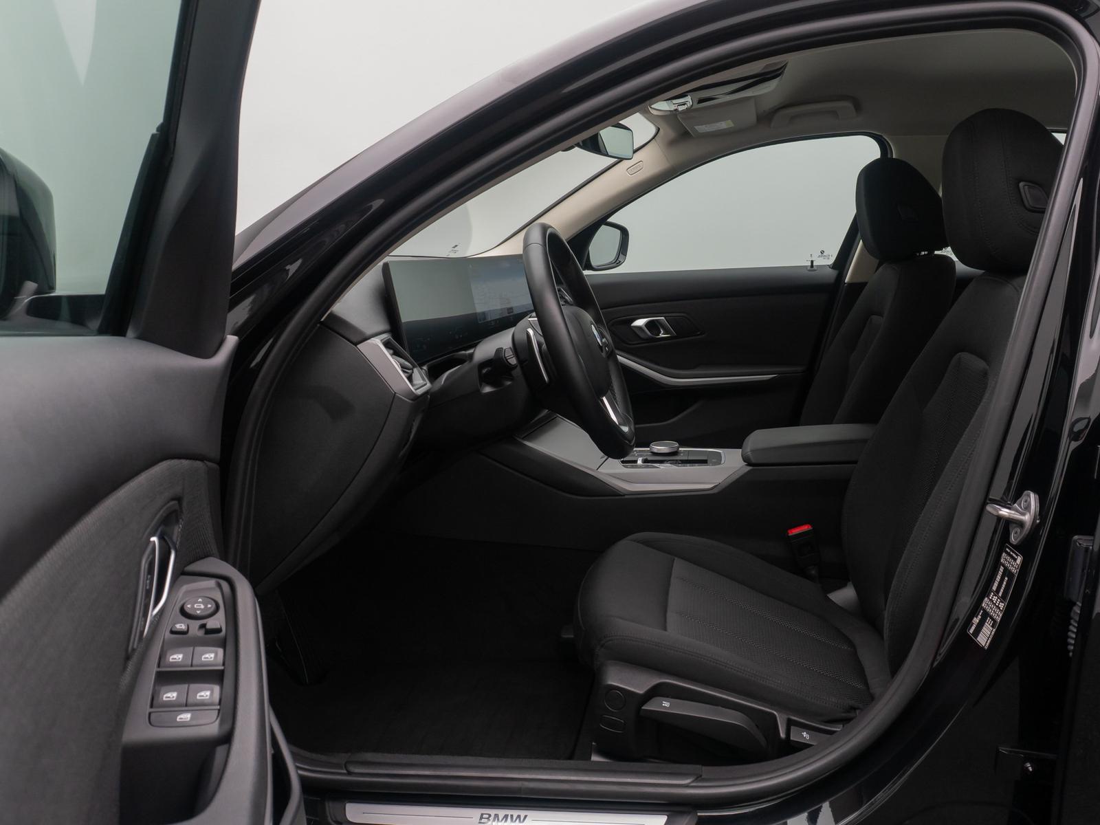 BMW 318 i GeschwindigReg DAB PDC Widscreen Cockpit+, миниатюра 19
