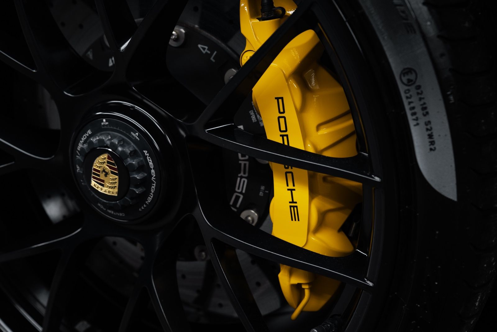 Fahrzeugabbildung Porsche 991 Turbo S APPROVED/BURMESTER/LIFT/SCHECKHEGE.