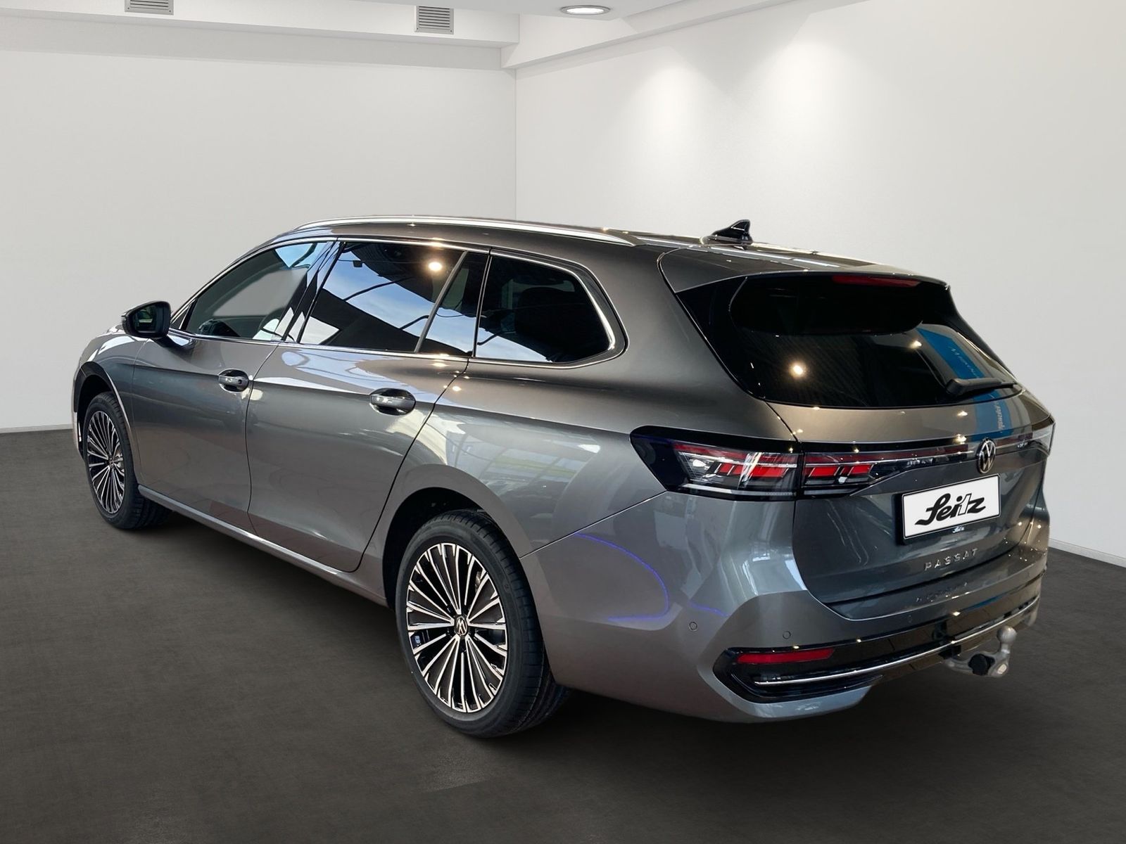 Volkswagen Passat Variant 2.0 TDI Elegance AHK PANO NAVI foto 5