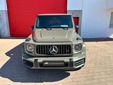 Mercedes-Benz G 63 AMG SUPERIOR MANUFAKTUR DESIGNO NIGHT NAPPA - : Grün