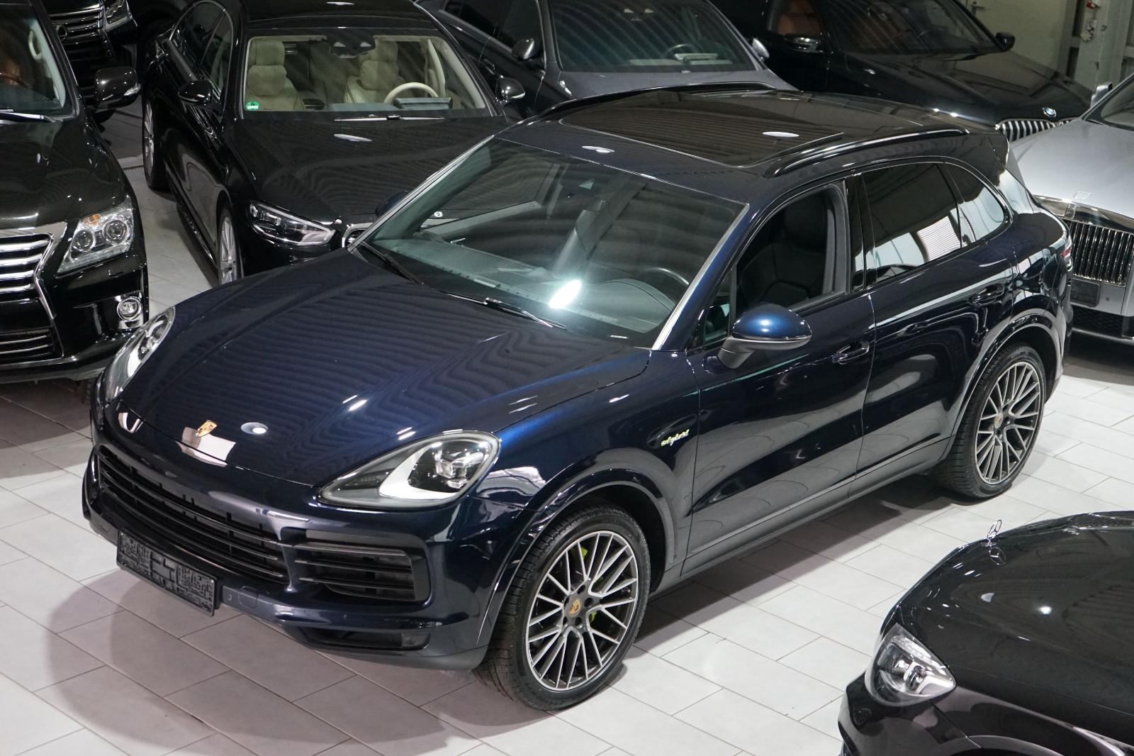 Porsche Cayenne E-Hybrid PANORA*VOLL-LEDER*LUFT*BOSE*21″