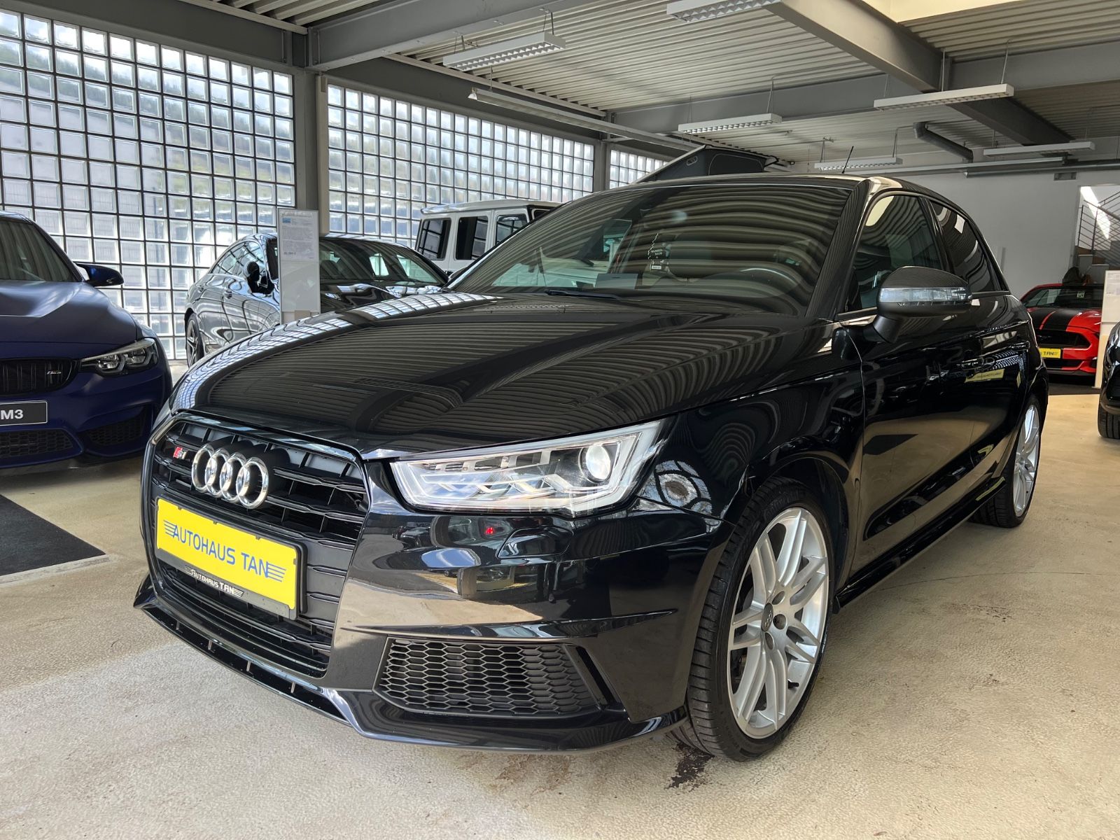 Fahrzeugabbildung Audi S1 Sportback 2.0 TFSI quattro *BI-COLOUR*