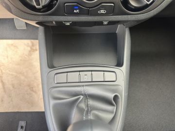 Hyundai i10 1.0 SELECT - INCL. NAVI - SOFORT