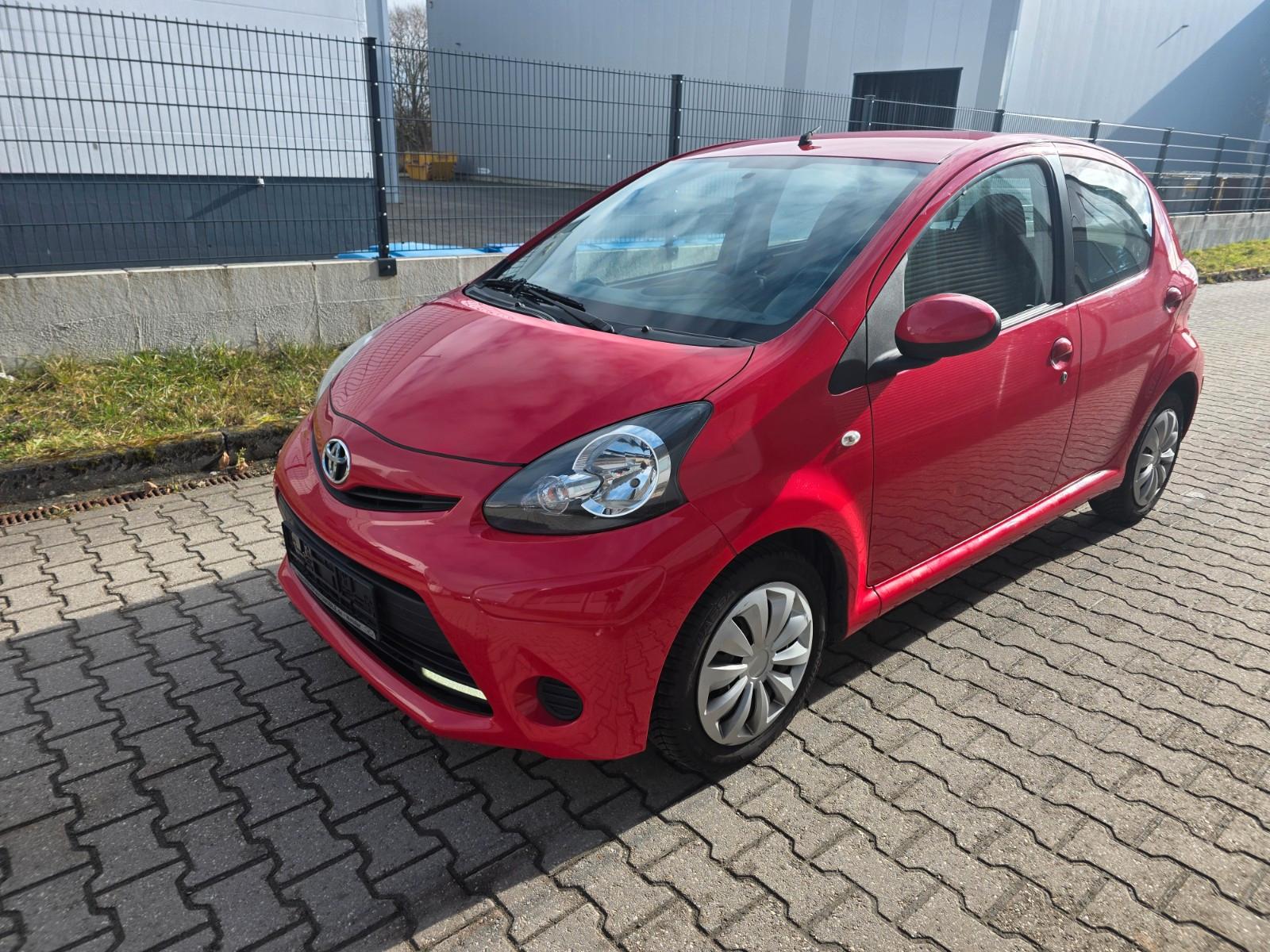 Toyota Aygo (X) 1,0-l-VVT-i Connect Euro 5