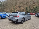 BMW 330 i xDrive M Sport Touring - BMW 330: 330xd
