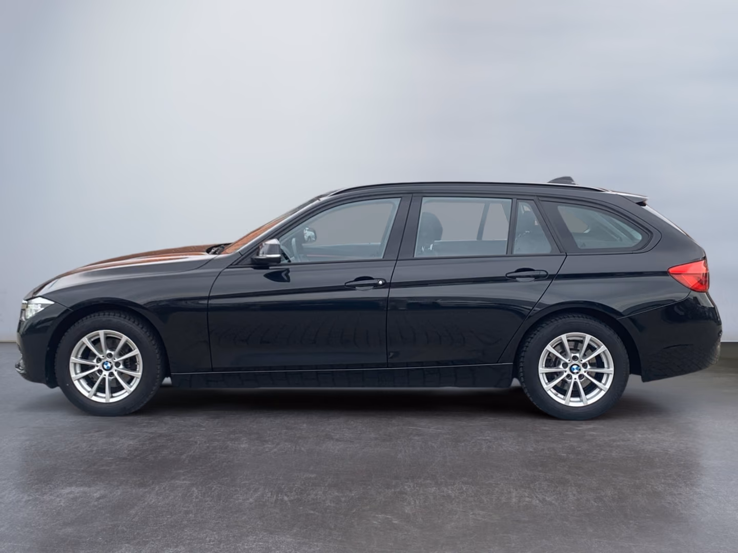 BMW 318 i Touring Sport Line *LED*AHK*HiFi*PDC*SHZ*