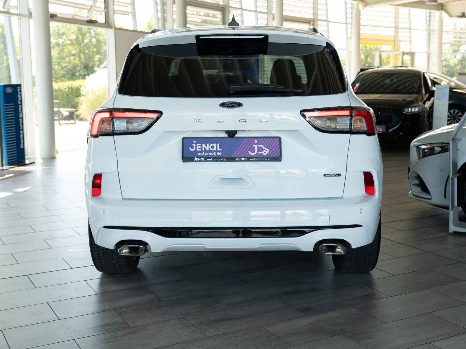 Fahrzeugabbildung Ford Kuga PHEV ST-Line X AUTOM./WINTER-P./B&O