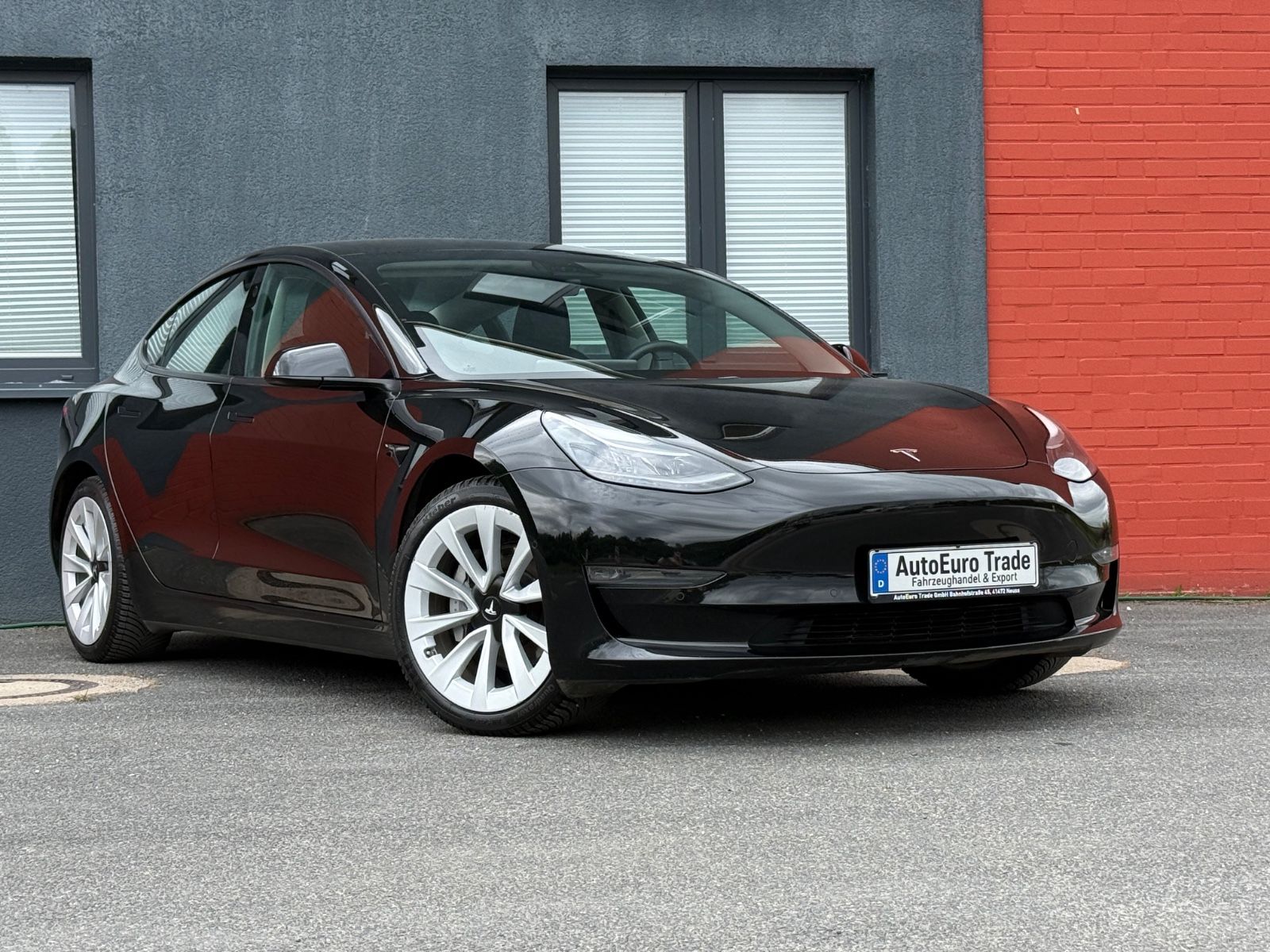TESLA Model 3 Long Range Dual AWD