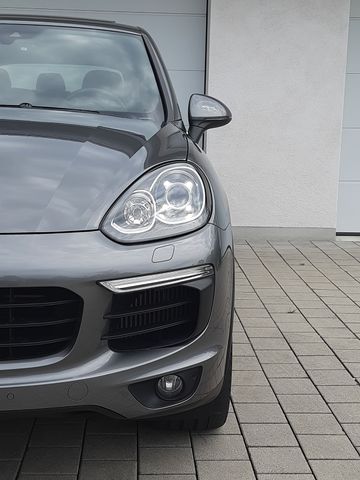 PORSCHE Cayenne S 4.2d/Pano/Kam/Bi-Xen/Bose/21"