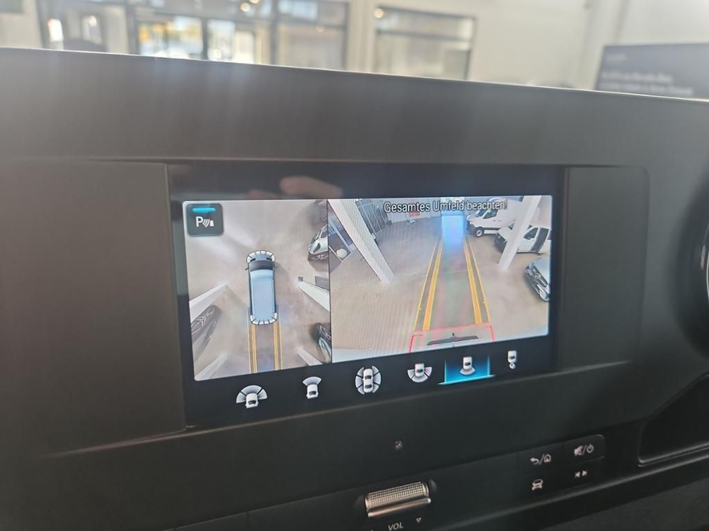 Fahrzeugabbildung Mercedes-Benz Sprinter 317 Kasten L2H2 360° SHZ Nav 3,5t AHK
