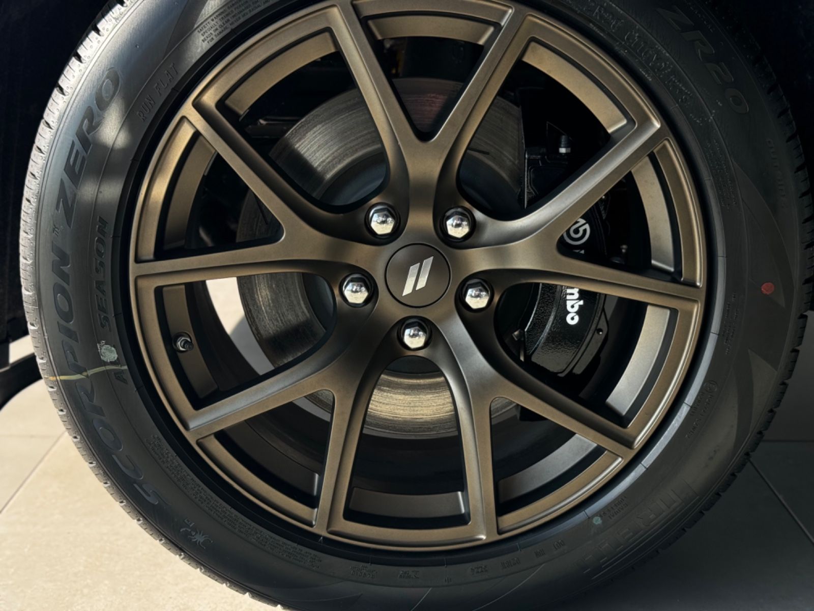 Fahrzeugabbildung Dodge Durango 5,7 HEMI R/T 20TH ANNIVERSARY LPG  6-Si.