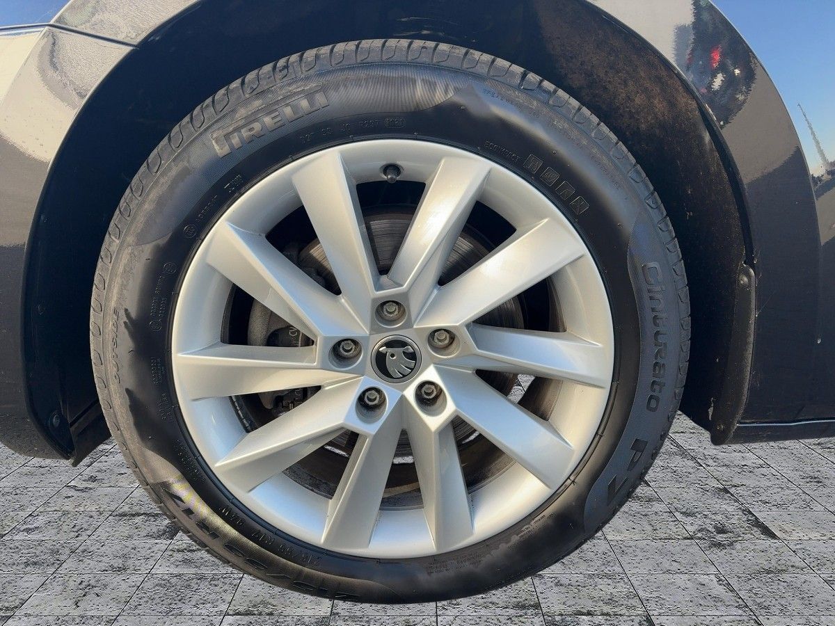 Skoda Superb - Bild 8