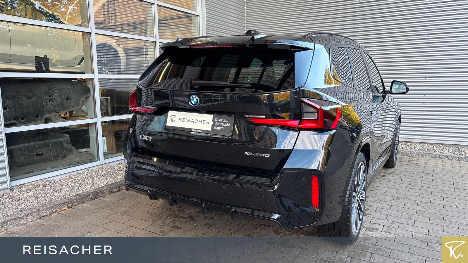 BMW IX1 A XDRIVE30 M-Sport PRO,Pano,AHK,DAProf,HUD imagem 2
