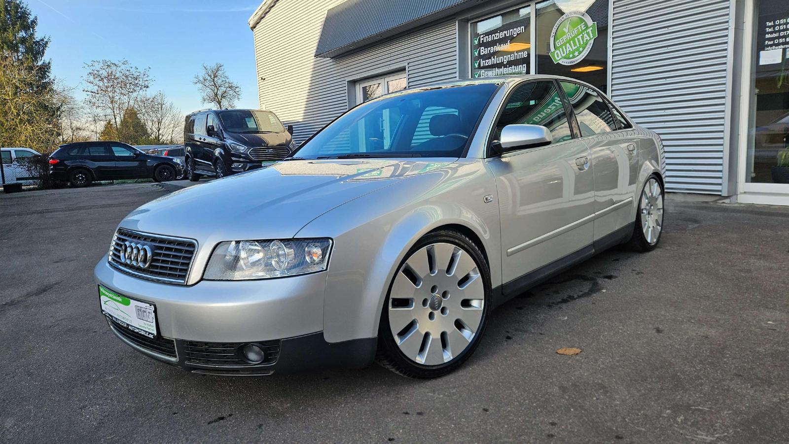 Audi A4 (S4) 2.0 Ltr.*hochwertige 18  Felgen*Sportfah
