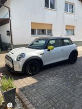 MINI Cooper SE Classic Trim Classic Trim - weiße MINI Cooper SE