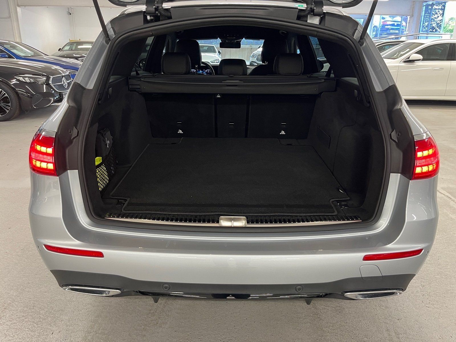 Fahrzeugabbildung Mercedes-Benz E 450 T 4M*AMG*Night*Keyless*Augmented*Totwinkel