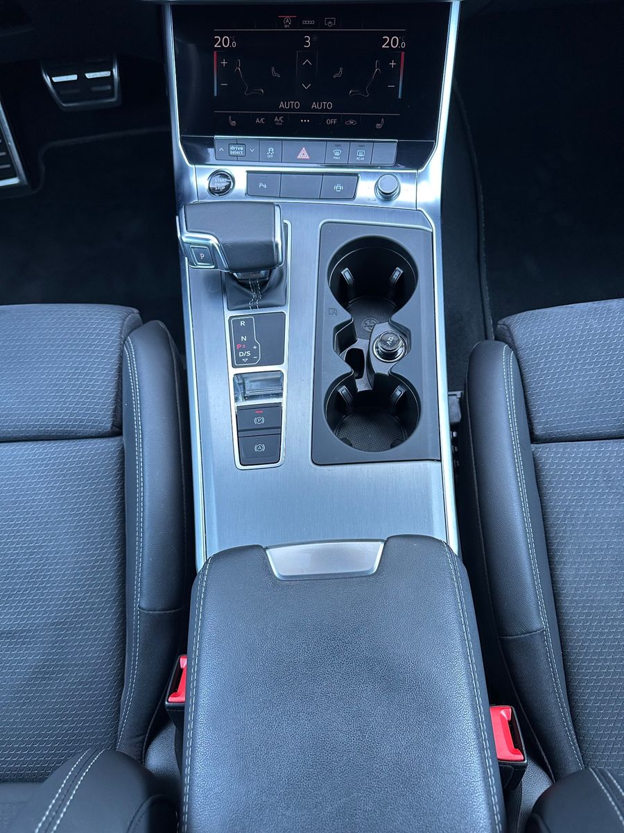 Fahrzeugabbildung Audi A6 Avant 50 TDI Qu S-Line NAV+LED+AHK+VCOCKPIT