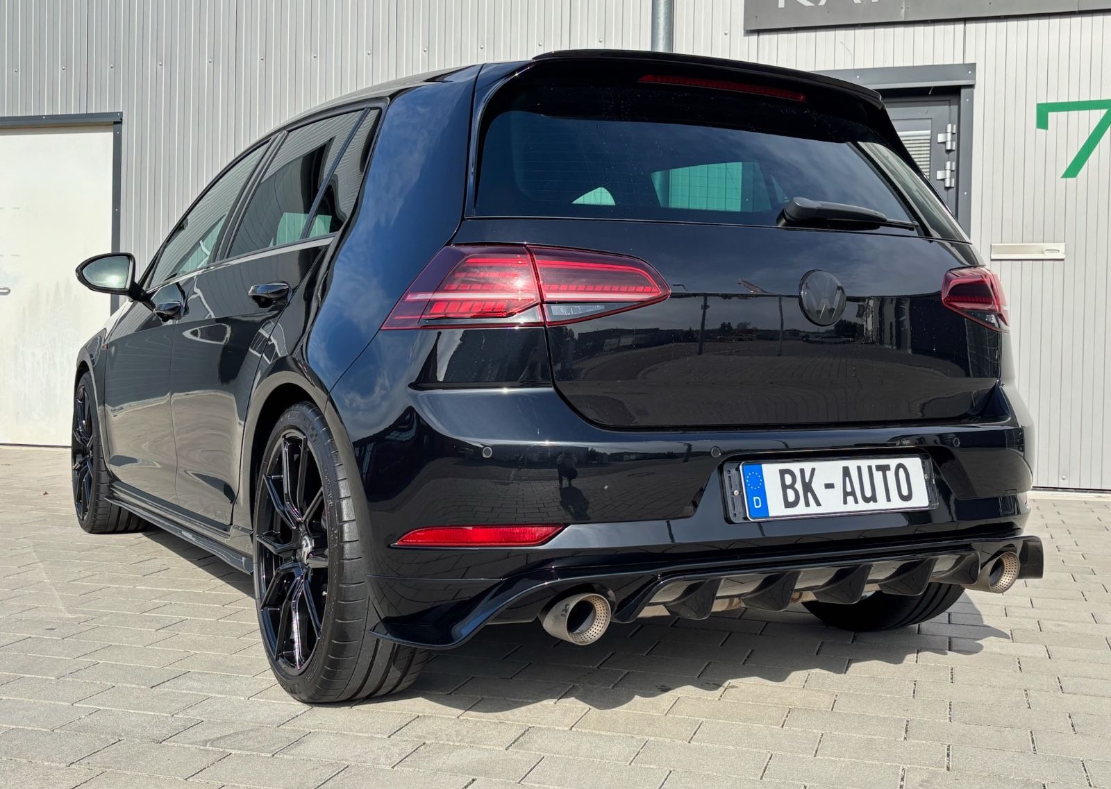 Volkswagen Golf VII GTI TCR Navi Akra LED CarPlay 19zoll foto 2