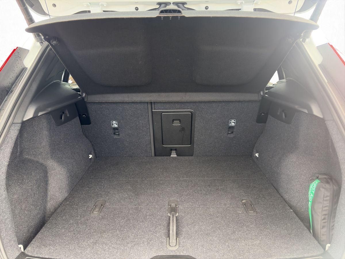 Volvo EX40 - Bild 21