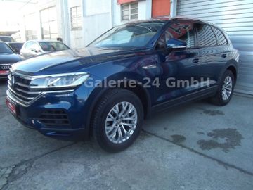 Volkswagen Touareg - 2