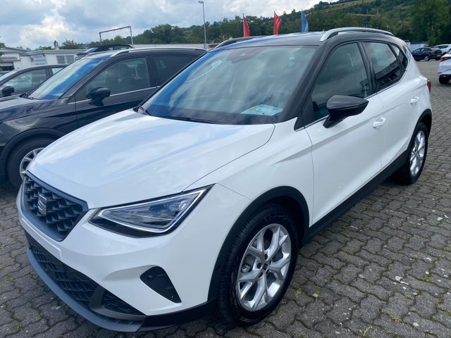 Seat Arona 1.0 TSI FR Kamera LED ACC Parklenkassist