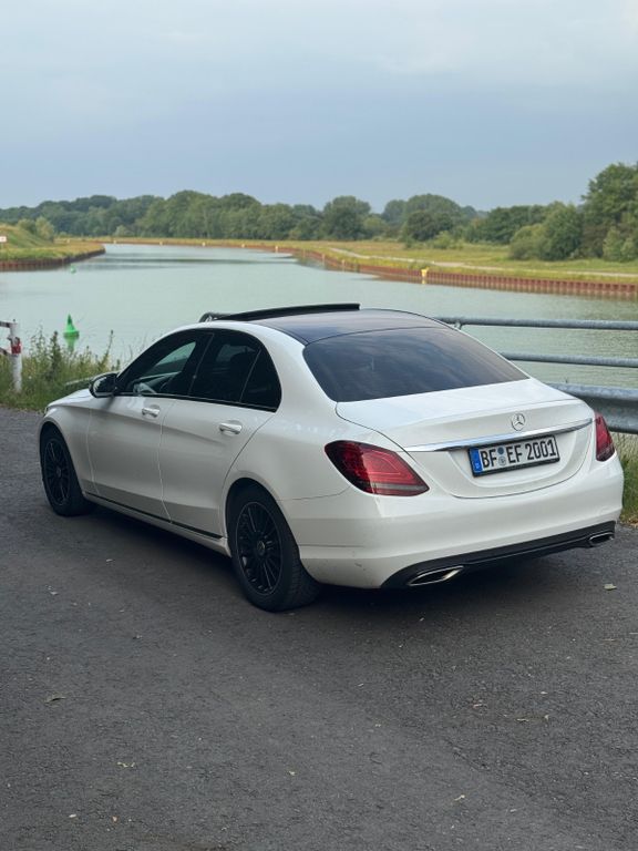 Image of Mercedes-Benz C 200