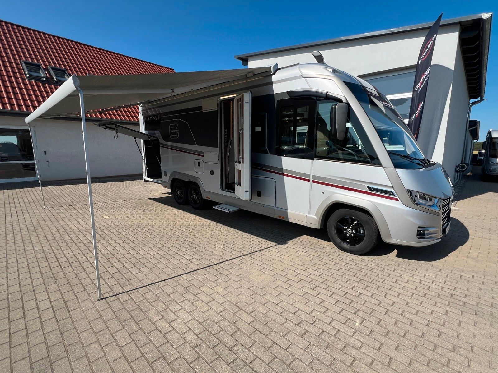 Fahrzeugabbildung Carthago chic e-line 50 LE DA / Mecedes Benz Sprinter