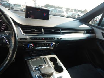 Audi Q7 - 9