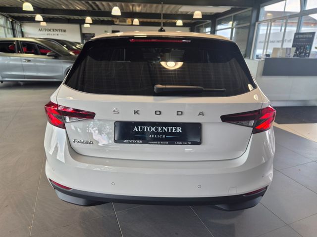 SKODA Fabia Active Wenig - Bild 6