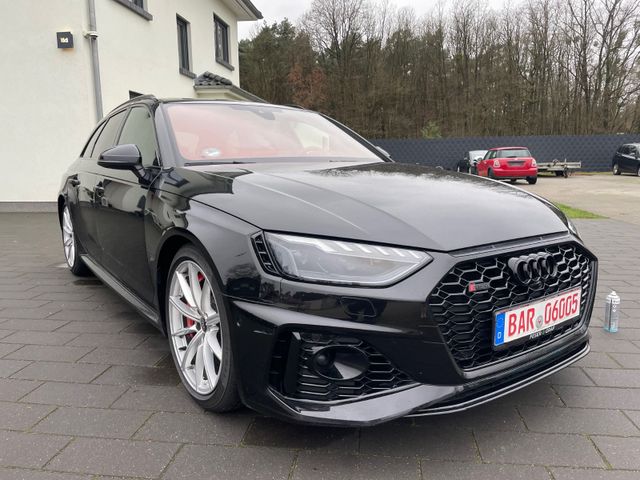 Audi RS 4 Avant  Hud,Keramik,B&O,RS Abgas,280Kmh