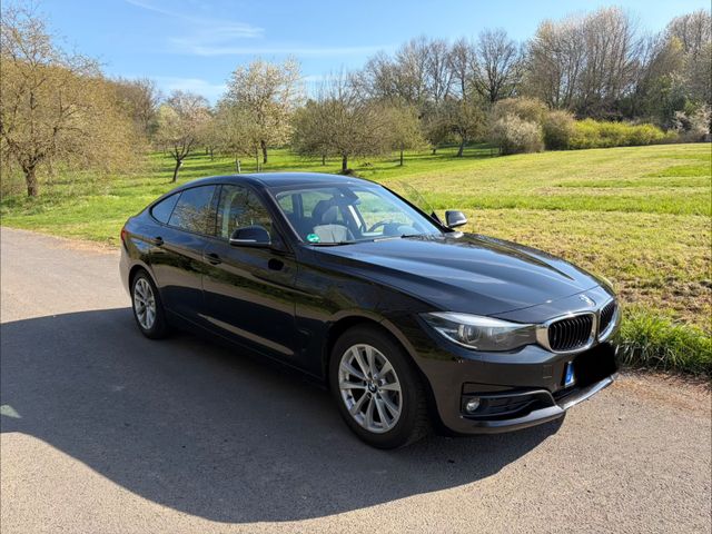 BMW 320 Gran Turismo Gran Turismo 320d Advantage...