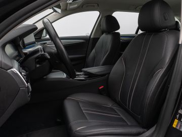 Fahrzeugabbildung BMW 530e xD Luxury Line Kamera Laser HUD H/K Komfort