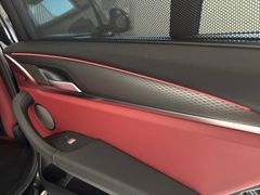 Fahrzeugabbildung BMW X3 xDri 20d M Sport--DrivingProf/AHK/Pano/HeadUp