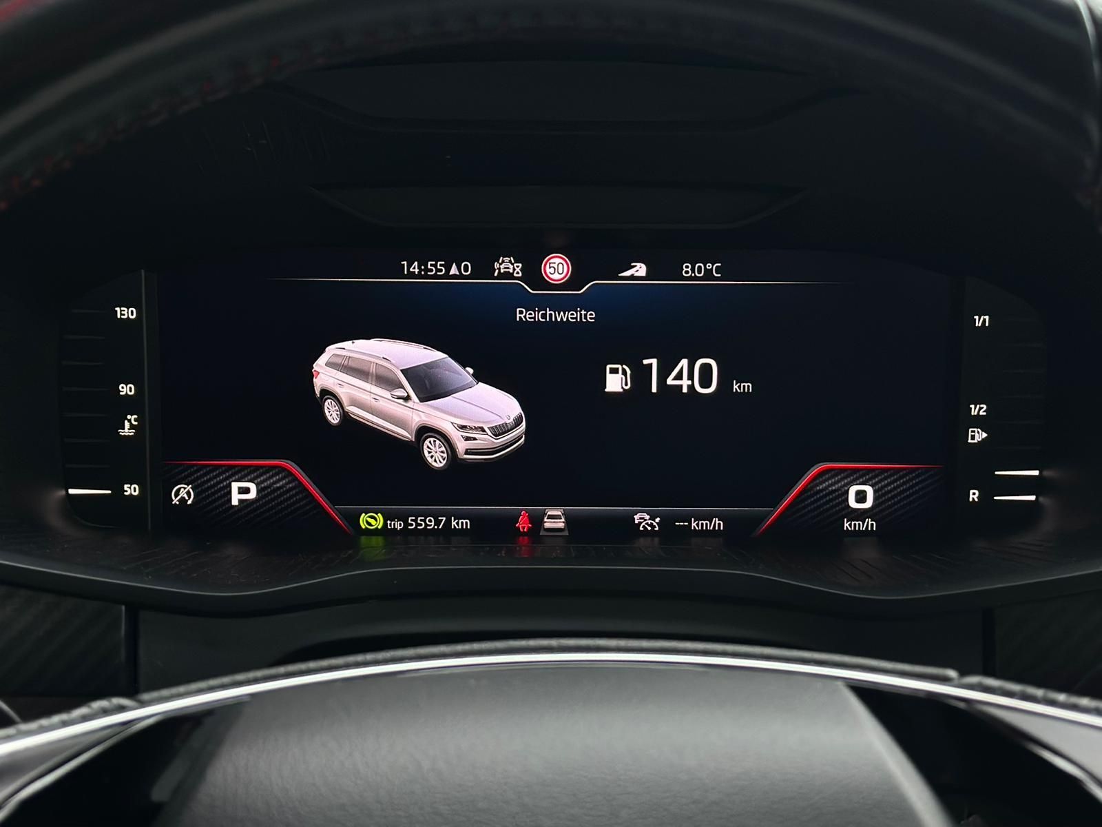 SKODA Kodiaq 2.0TDI RS 4x4* LED#AHK#SHZ#LH#PANO#KEYLES - Image 12