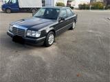 Mercedes-Benz Mercedes E260 W124 Oldtimer Limousine Spor... - Mercedes-Benz E 260 aus 1992