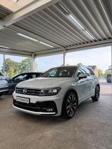 Volkswagen Tiguan Highline 2.0 TSI*4Motion*DSG*LED*Navi*AHK - Volkswagen Tiguan Highline mit Benzin-Antrieb