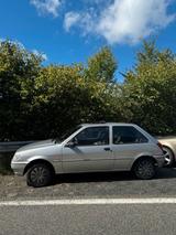 Ford (D)  guter Zustand, dringend abzugeben! - gebrauchte Ford Fiesta aus dem Jahr 1994