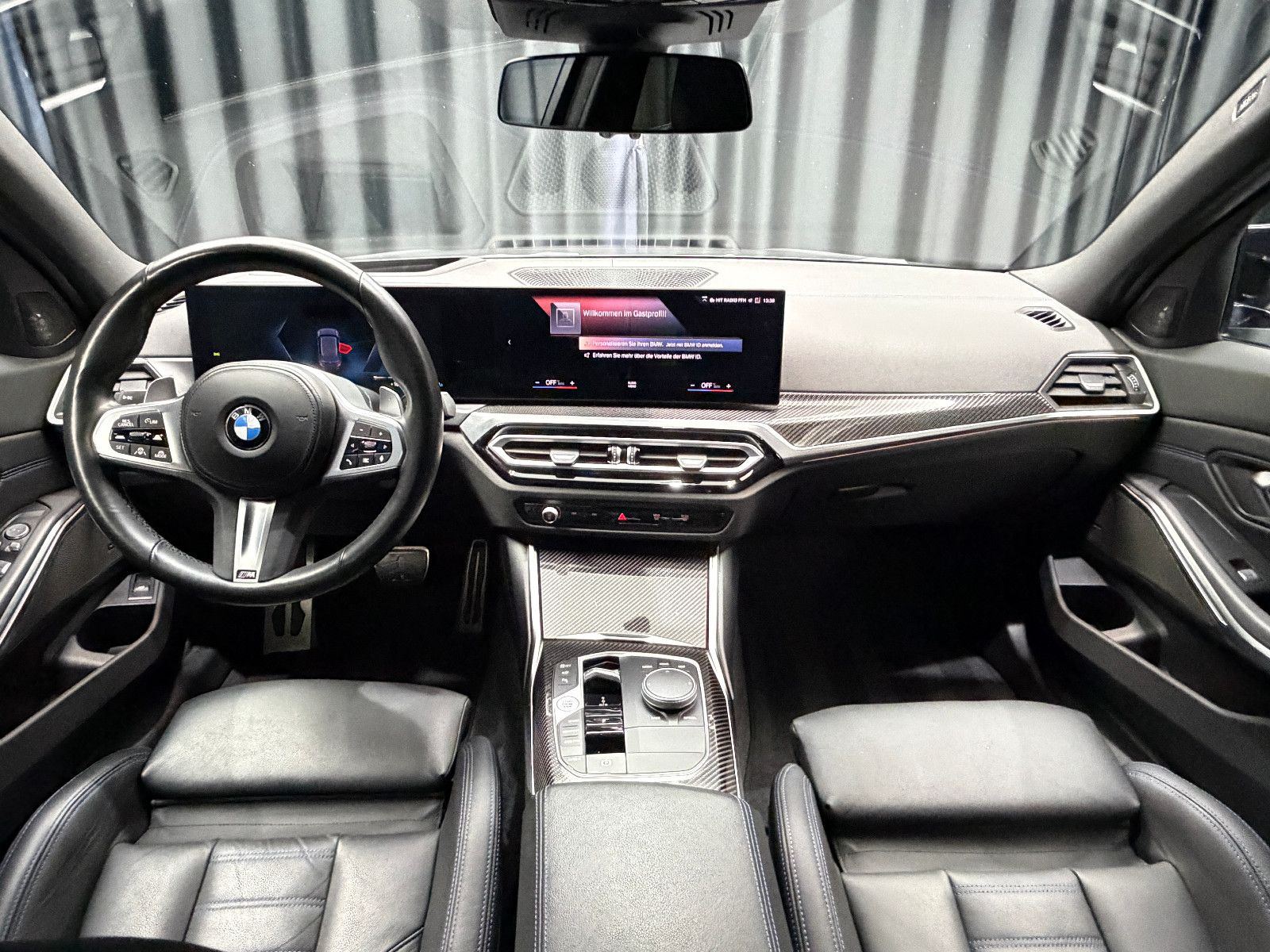 Fahrzeugabbildung BMW M340i Touring xDrive|M-SITZE|360°KAMERA|AHK|VOLL